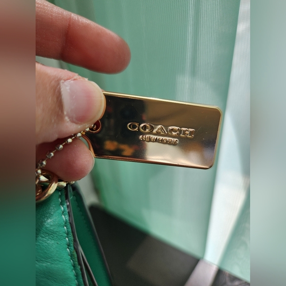 Coach Green Quilted Shoulder/Crossbody Bag - Picture 4 of 4